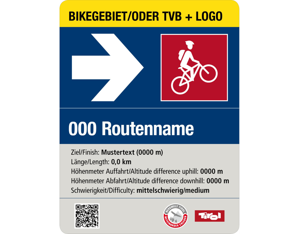 Ausgangsschild MTB Routen mit blauem Hintergrund und weißer Schrift. Die Informationen zur Route sind im unteren Teil des Schildes auf grauem Hintergrund und schwarzer Schrift hinterlegt.